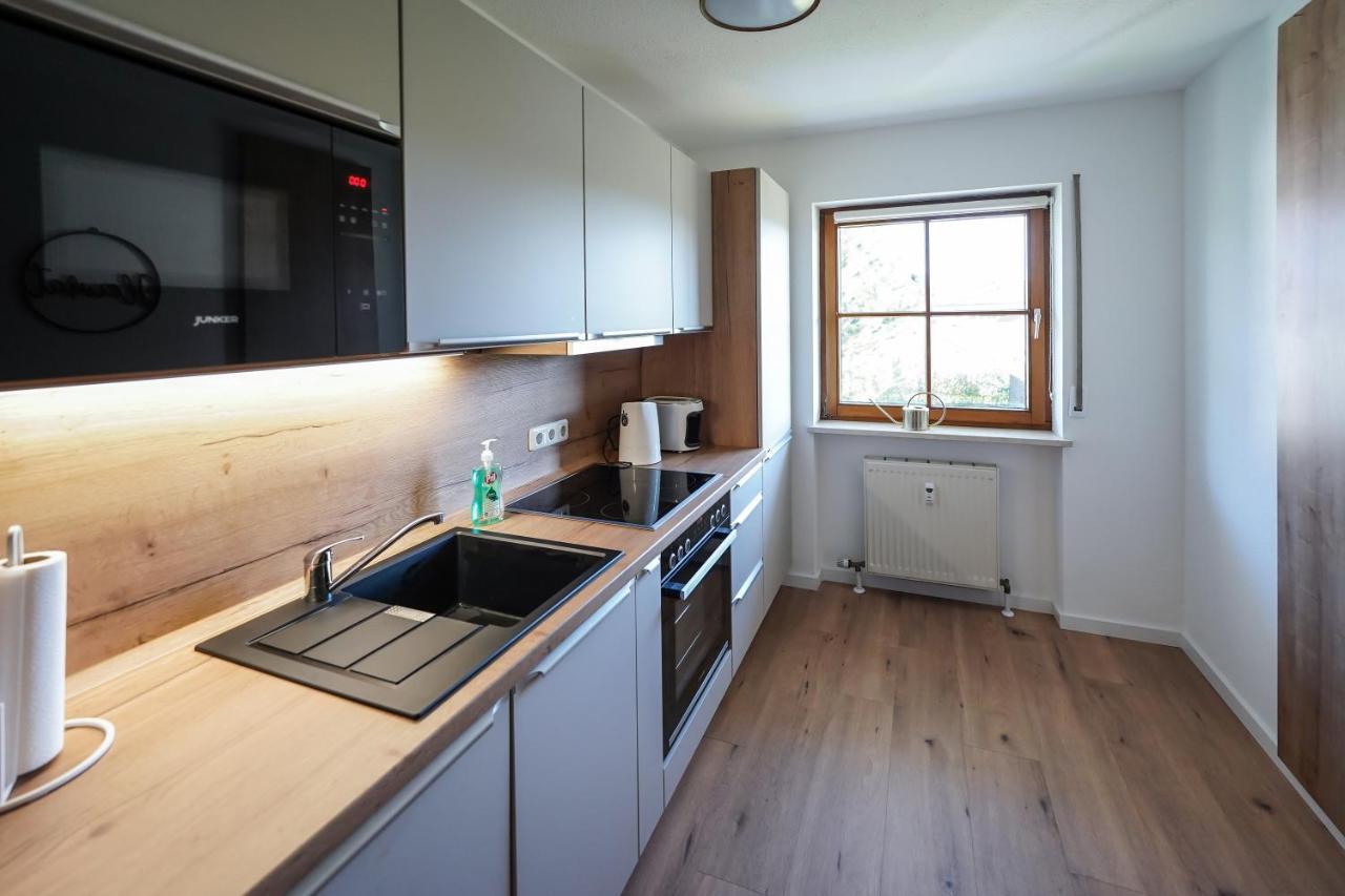 Ferienwohnung Wie dahoam Chieming Exterior foto